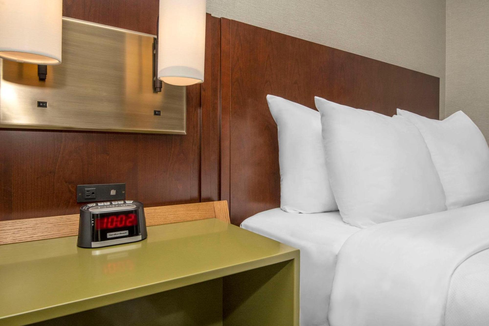 Comfort Inn Sudbury Kültér fotó